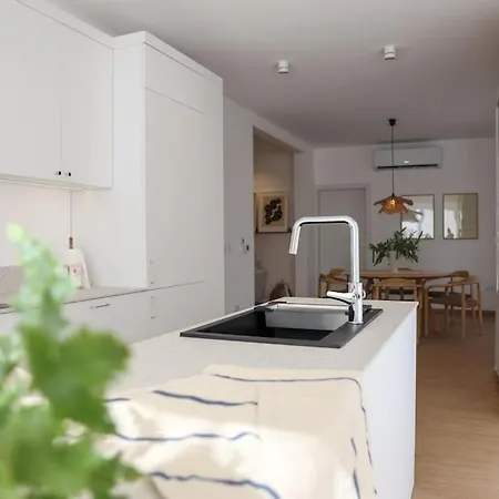 Beautiful 3br With Modern Amenities In By 360 Estates